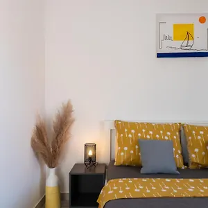apartmani-luce-21220.hotels-in-trogir.com/